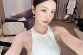 Jun Vũ gây sốt với bức ảnh selfie "tràn màn hình": Visual ngọt ngào, body quyến rũ khó rời mắt