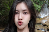 Việt Nam vô địch, một hot girl Thái Lan bất ngờ "viral" trở lại, khiến MXH bàn tán thích thú