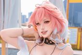 Chiêm ngưỡng nhan sắc của nữ coser 500.000 follow, cứ mỗi lần ra biển là lại khiến CĐM ngây ngất