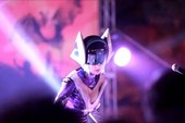 DJ Soda "nóng bỏng" trong trang phục cosplay Liên Minh Huyền Thoại