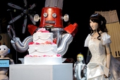 Xuất hiện đám cưới Robot đầu tiên tại Nhật Bản