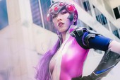 Bất ngờ với cosplay nữ xạ thủ gợi cảm trong bom tấn Overwatch