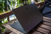 Trên tay cỗ laptop chơi game Alienware 15 màn hình 4K