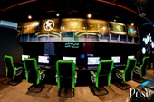 Choáng ngợp với quán game đầu tư toàn máy khủng Ultra Gaming Lounge