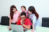 Game online đầu tiên tại Việt Nam có toàn con gái là admin