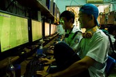 Tư thế ngồi máy vi tính chuẩn đến từng centimet cho game thủ Việt