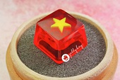 Keycap in nổi cờ Tổ quốc cực đẹp do người Việt sản xuất