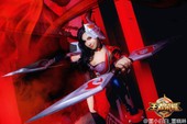 Lạ mắt với cosplay nàng Kinh Kha trong game Liên Minh Huyền Thoại Mobile