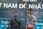 Tiền thưởng từ giải đấu AOE Trung - Việt 2016 đủ để Chim Sẻ Đi Nắng mua SH Việt