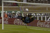 FIFA Online 3: Cú đá ‘Bọ Cạp’ siêu phàm khiến đối thủ cạn lời