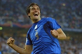 Luca Toni W06: Huyền thoại không có... thẻ huyền thoại trong FIFA Online 3