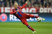 Robben World Best: Đôi chân pha lê kì diệu trong FIFA Online 3