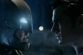 Batman V Superman: Dawn of Justice hé lộ cảnh chạm trán mới