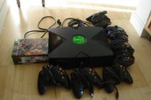 [Tiểu sử] Nhìn lại 15 năm Xbox - Kẻ thù truyền kiếp của PlayStation