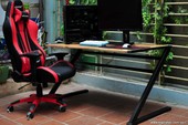 Hết ghế chơi game, người yêu PC tại Việt Nam chuyển sang sắm cả bàn chơi game độc đáo