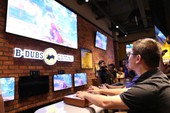 Toàn cảnh giải đấu tại nhà hàng thể thao & giải trí B-Dubs dành cho game thủ