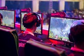 DOTA 2 Việt Nam thất bại khi bơi ra biển lớn, cộng đồng tiếp tục cãi nhau như ong vỡ tổ