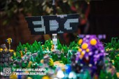 Ông lớn của LMHT Trung Quốc chơi trội, xây hẳn bản đồ Summoner's Rift bằng LEGO để tập luyện chiến thuật