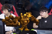 LMHT: Ngôi sao SKT T1 thừa nhận, Blitzcrank là quân bài ẩn giấu rất sâu của mình để chuẩn bị cho KT Rolster