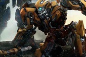 Bumblebee “tan rã thành từng mảnh” trong trailer mới của “Transformers: The Last Knight"