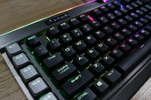 Đây chính là bàn phím chơi game đáng mua nhất 2017: Corsair K95 RGB Platinum