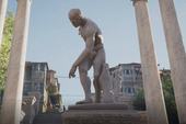 Cười rụng rốn: Assassin's Creed Origins che hết "phần nhạy cảm" của tượng cổ vì sợ bị phê phán