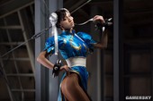 Nóng mắt với cosplay nàng Chun-Li "chân thon" trong Street Fighter
