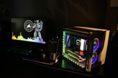 Corsair xứng đáng là vua đèn RGB với bộ phần mềm iCue, điều khiển được đến từng bóng LED