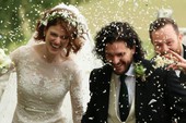 Chúc mừng bộ đôi Jon Snow và Ygritte trong Game of Thrones nên vợ nên chồng