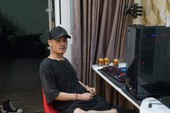 Ít ai biết, ca sĩ Hoa Vinh cũng sở hữu dàn PC chiến game cực ngon