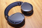 Asus ROG Strix Fusion Wireless: Tai nghe gaming đẹp, ngon, siêu tiện lợi