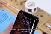 Kỹ thuật viên Trung Quốc độ thành công iPhone XS Max 1 SIM vật lý thành 2 SIM vật lý, nhưng xem xong có lẽ chẳng ai muốn làm theo