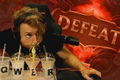 LMHT: Rảnh rỗi quá mức, youtuber người Đức chơi LMHT bằng… sữa và cái kết