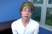 Youtube cuối cùng cũng xóa kênh của Austin Jones - kẻ gạ gẫm fan nữ trẻ tuổi gửi ảnh khiêu dâm