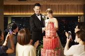 Dị như Nhật Bản: Đám cưới chẳng có gì ngoài thịt nướng, bánh cưới cũng là cây thịt cao gần 2m