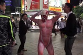 Attack on Titan "náo loạn" đường phố Tokyo