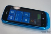 Nokia Lumia 610 giá rẻ với thiết kế ấn tượng tại MWC 2012