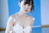 Rina Akiyama: "Siêu nhân" gợi cảm đến từ Nhật Bản