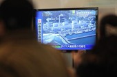 Nhật tạm "hy sinh" game online sau sóng thần kinh hoàng