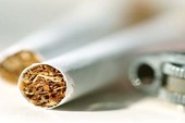 Thuốc lá điện tử có thể thay thế thuốc lá?