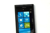 Hình ảnh đầu tiên về chiếc điện thoại chạy Windows Phone 7 của Nokia
