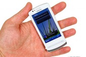 [Đánh giá] Nokia 700: Nhỏ và nhanh