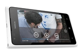 Nokia vô tình tiết lộ Lumia 900 trắng