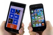 Lumia 900 có giá thành sản xuất đắt hơn iPhone 4S