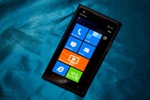 Cùng nhìn lại màn ra mắt hoành tráng của Lumia 900 