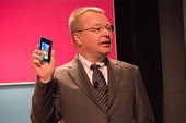 Nokia Lumia 900: dù thiếu thốn nhưng vẫn đầy mê hoặc