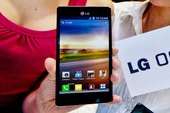 LG Optimus 4X HD vs HTC One X: Xứng tài ngang sức