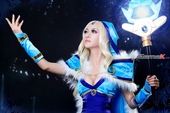 Vẻ gợi cảm chỉ có ở cosplay DOTA 2