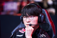 Faker chia sẻ sự thật đằng sau bức ảnh "ám ảnh" cả cộng đồng LMHT