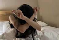 Rúng động hình ảnh nhạy cảm của cặp đôi trẻ trong 9 chiếc điện thoại, sự biến thái và băng hoại đạo đức đến từ người thân